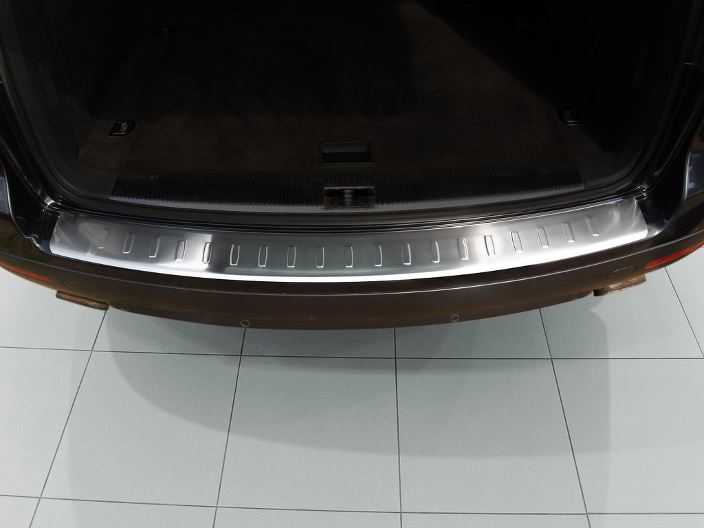 Lastskydd Volkswagen Touareg I 2007–2010 – Silver satin | AVISA - Carlevel AB - Lastskydd