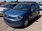 Lastskydd Volkswagen Touran II 2010–2015 – Svart | AVISA - Carlevel AB - Lastskydd