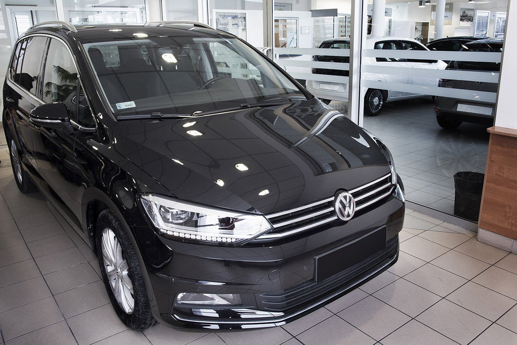 Lastskydd Volkswagen Touran III/ R-line 2015+ – Silver satin | AVISA - Carlevel AB - Lastskydd