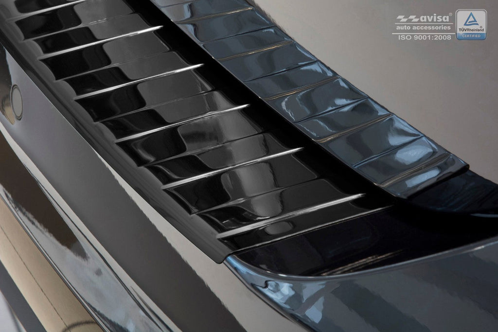 Lastskydd Volkswagen Touran III/ R-line 2015+ – Spegelblank svart | AVISA - Carlevel AB - Lastskydd