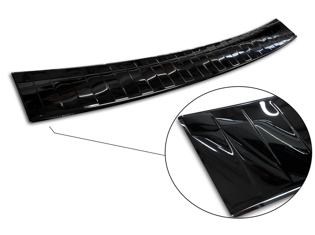 Lastskydd Volvo V70 III facelift 2014–2016 – Spegelblank svart | AVISA - Carlevel AB - Lastskydd
