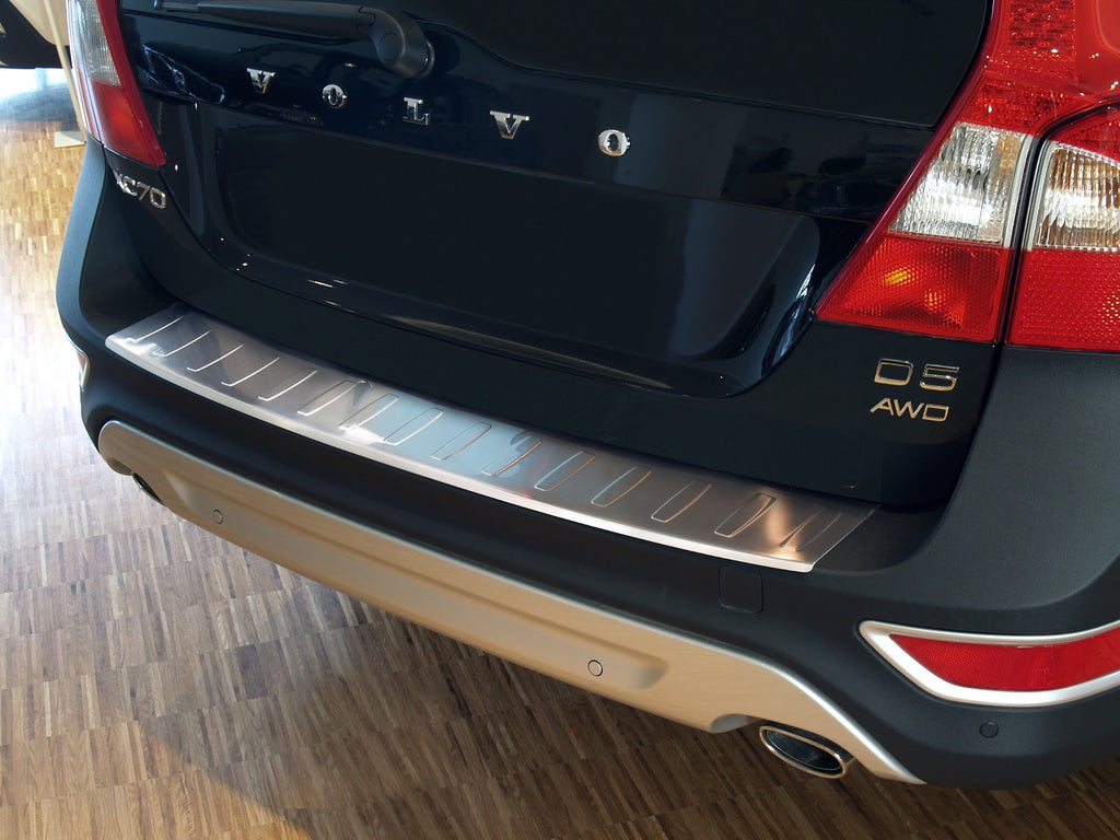 Lastskydd Volvo XC70 2007–2013 – Silver satin | AVISA - Carlevel AB - Lastskydd