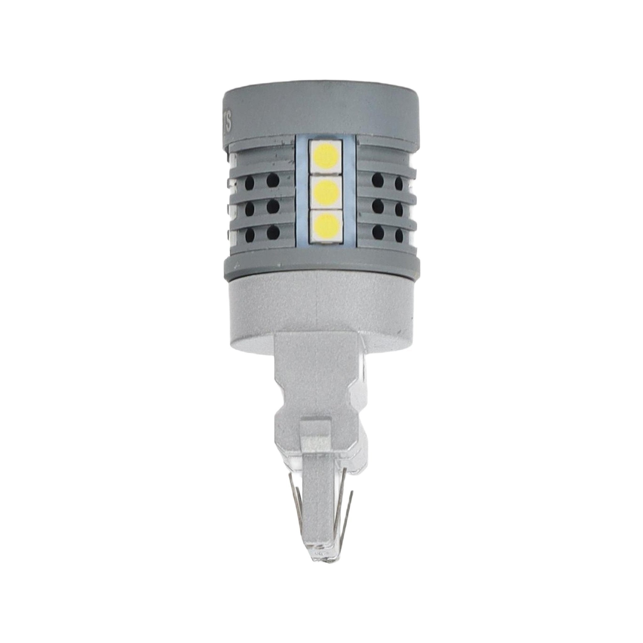 LED-lampa för bil - Carlevel AB - Fordon och delar > Fordonsdelar > Belysning