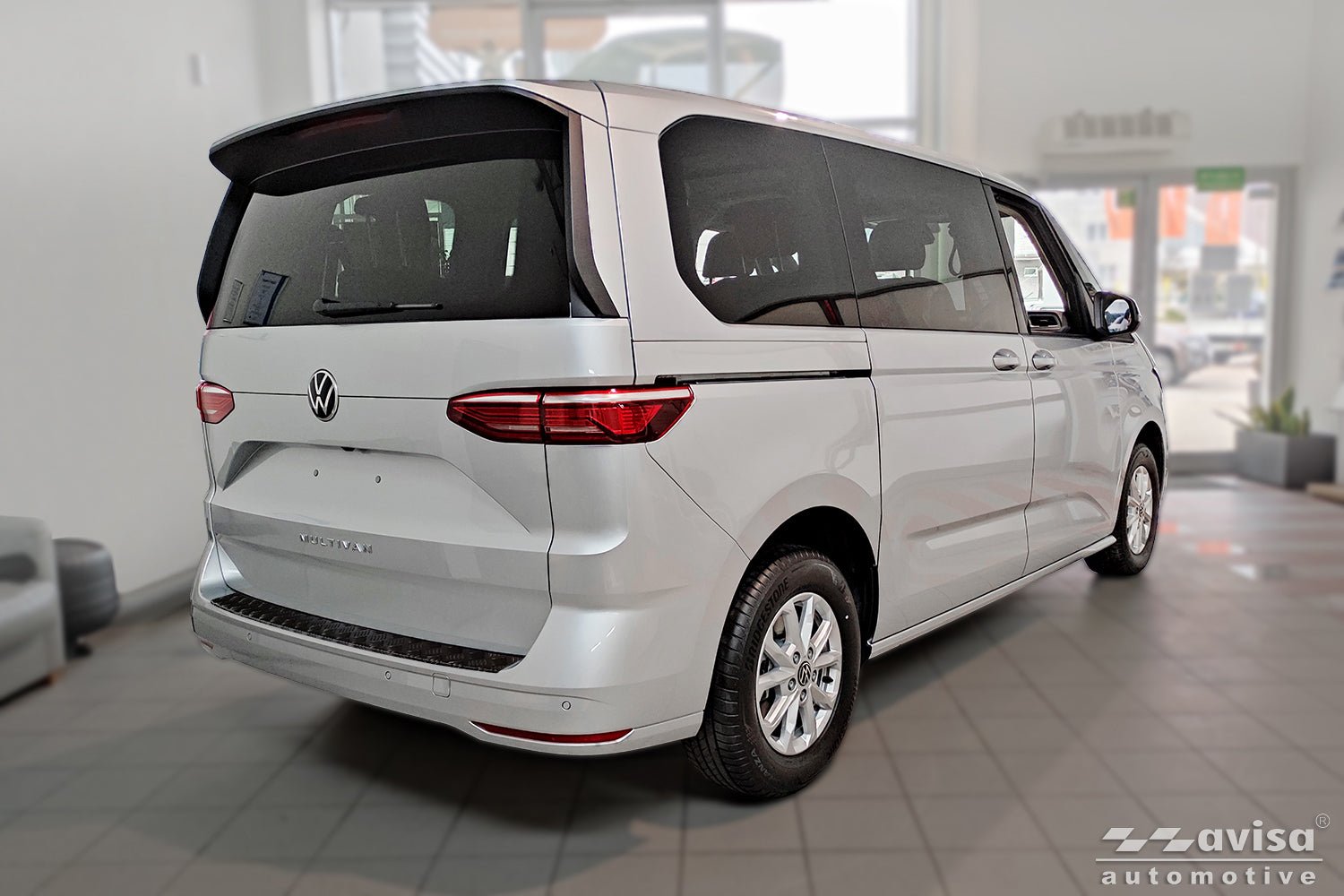 Tröskelskydd Black Mat Volkswagen Multivan T7 2021+/ Family 2025/ California 2025+ Mattsvart | AVISA - Carlevel AB - Tröskelskydd