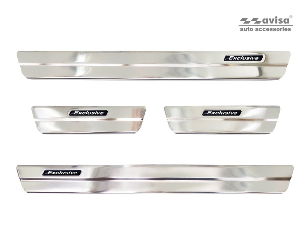 Tröskelskydd Exclusive Suzuki Swace Kombi 2020+ m.fl. – Silver satin | AVISA - Carlevel AB - Tröskelskydd