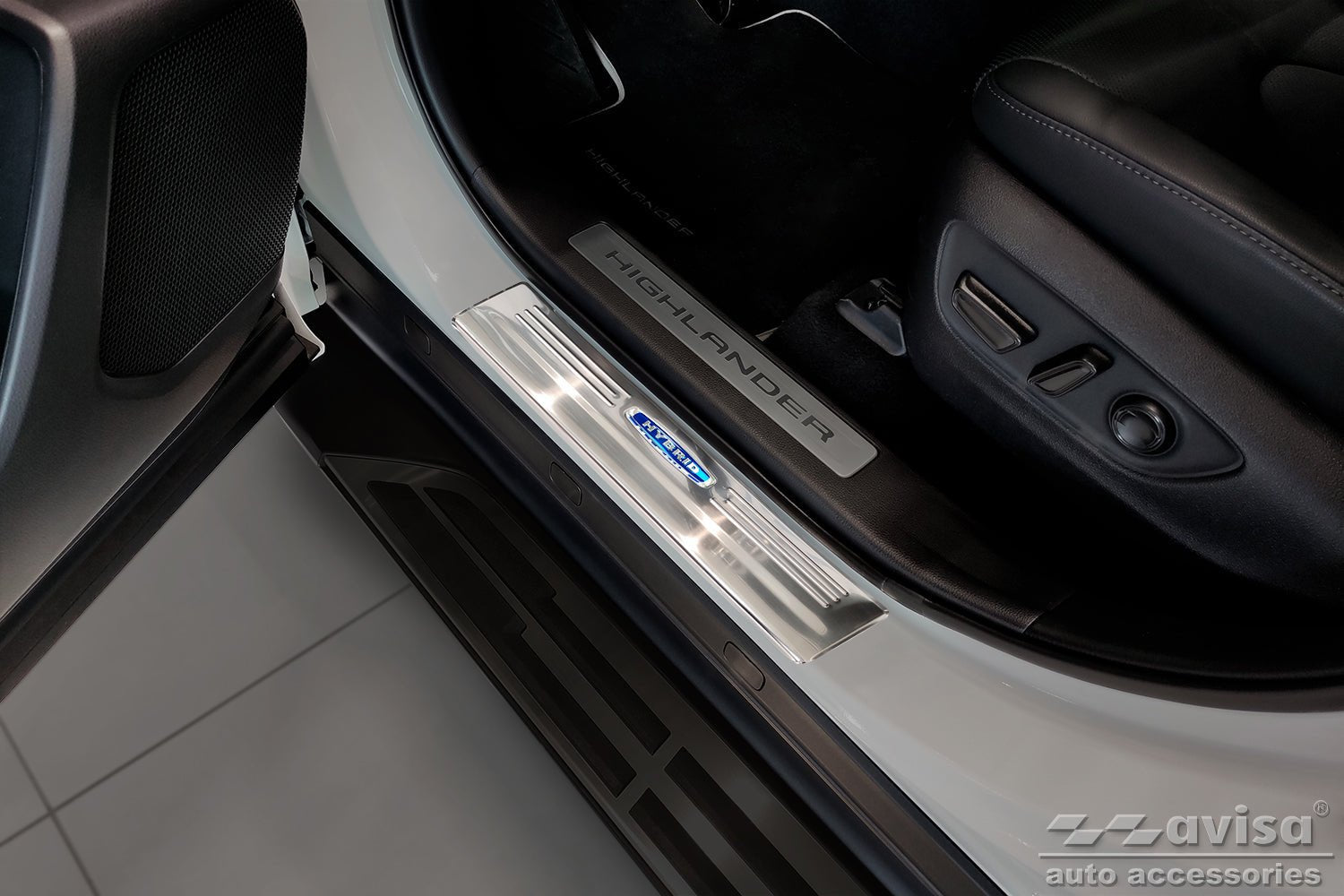 Tröskelskydd Hybrid Toyota Highlander IV (XU70) 2019+ – Svart | AVISA - Carlevel AB - Tröskelskydd