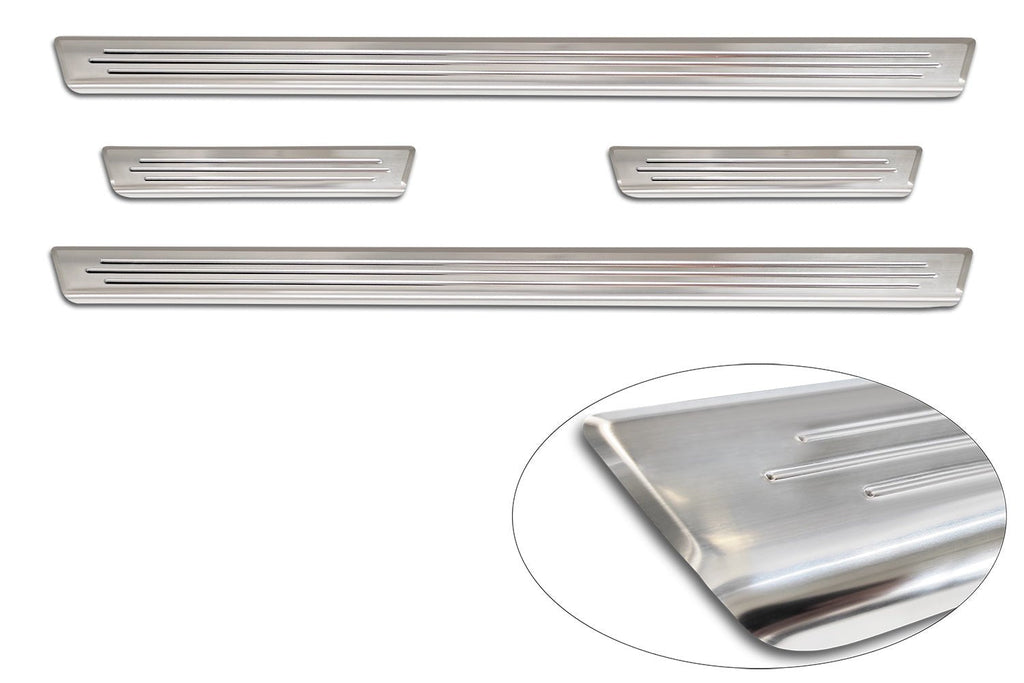 Tröskelskydd Lines Fiat 600 2023+ – Silver satin | AVISA - Carlevel AB - Tröskelskydd