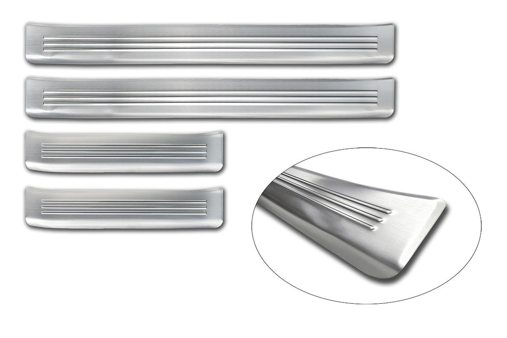 Tröskelskydd Lines Jaecoo J7 2023+ – Silver satin | AVISA - Carlevel AB - Tröskelskydd