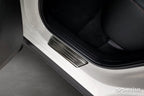 Tröskelskydd Lines Mazda CX-60 2022+ – Svart | AVISA - Carlevel AB - Tröskelskydd
