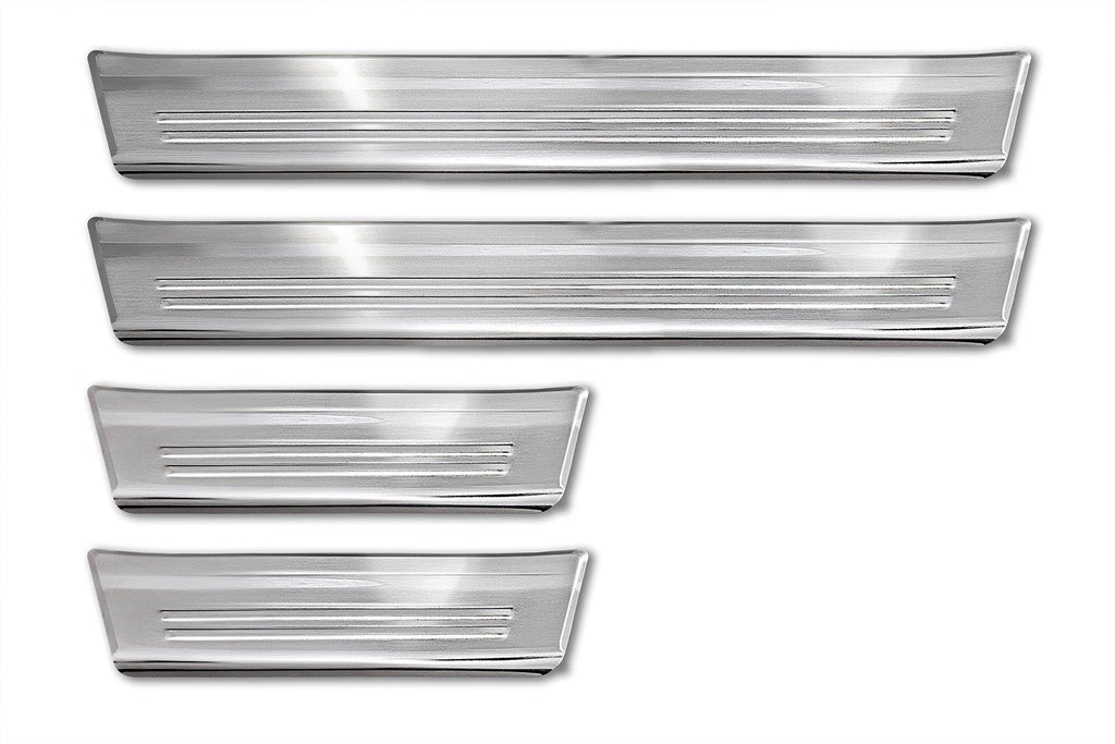 Tröskelskydd Lines Mitsubishi Outlander IV 2025+ – Silver satin | AVISA - Carlevel AB - Tröskelskydd