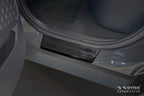 Tröskelskydd Lines Mitsubishi Outlander IV 2025+ – Svart | AVISA - Carlevel AB - Tröskelskydd
