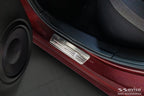 Tröskelskydd Lines Nissan Juke II 2019+ – Silver satin | AVISA - Carlevel AB - Tröskelskydd