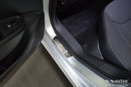Tröskelskydd Lines Skoda Fabia IV halvkombi 2021+ – Silver satin | AVISA - Carlevel AB - Tröskelskydd