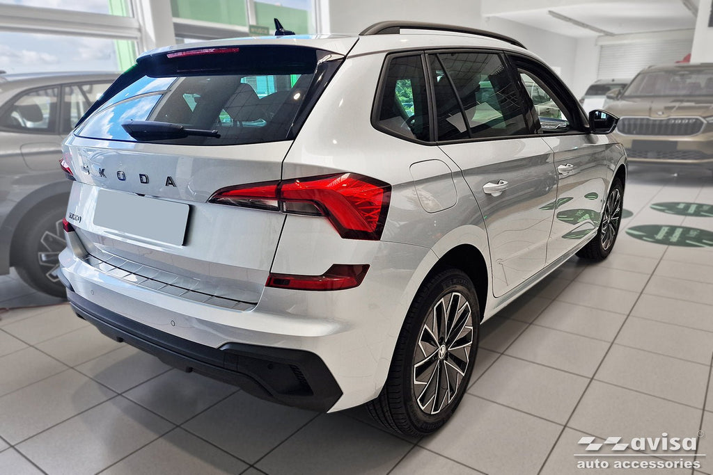 Tröskelskydd Lines Skoda Kamiq crossover 2019–2024, facelift 2024+ – Silver satin | AVISA - Carlevel AB - Tröskelskydd