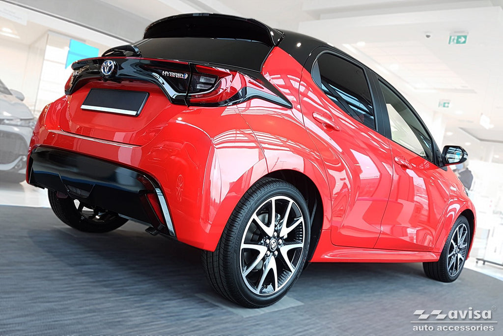 Tröskelskydd Lines Toyota C-Hr II crossover 2023–2025, facelift 2025+ m.fl. – Silver satin | AVISA - Carlevel AB - Tröskelskydd