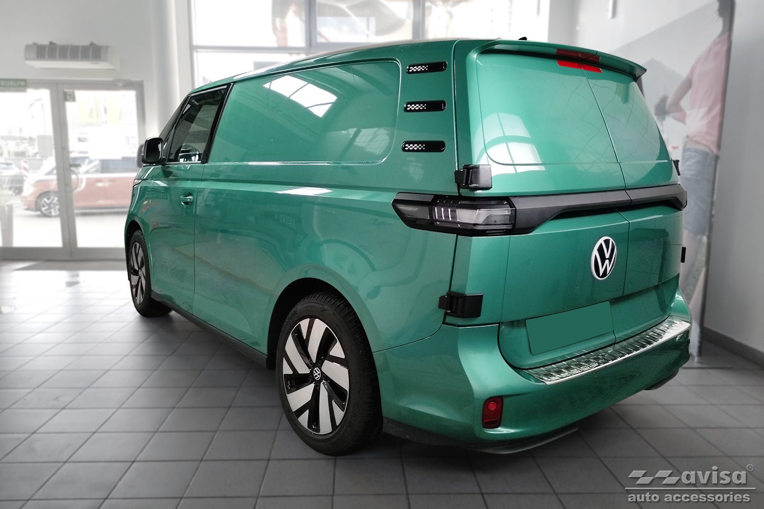 Tröskelskydd Lines Volskwagen ID Buzz (EB)/ ID Buzz Cargo (Ebn) 2022+ – Svart | AVISA - Carlevel AB - Tröskelskydd