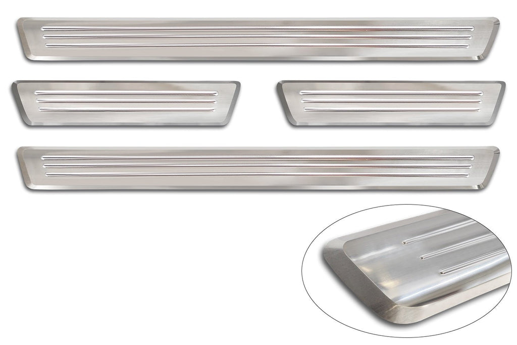 Tröskelskydd Lines Volvo XC90 II 2015–2019 facelift 2019–2024 facelift 2024+ – Silver satin | AVISA - Carlevel AB - Tröskelskydd