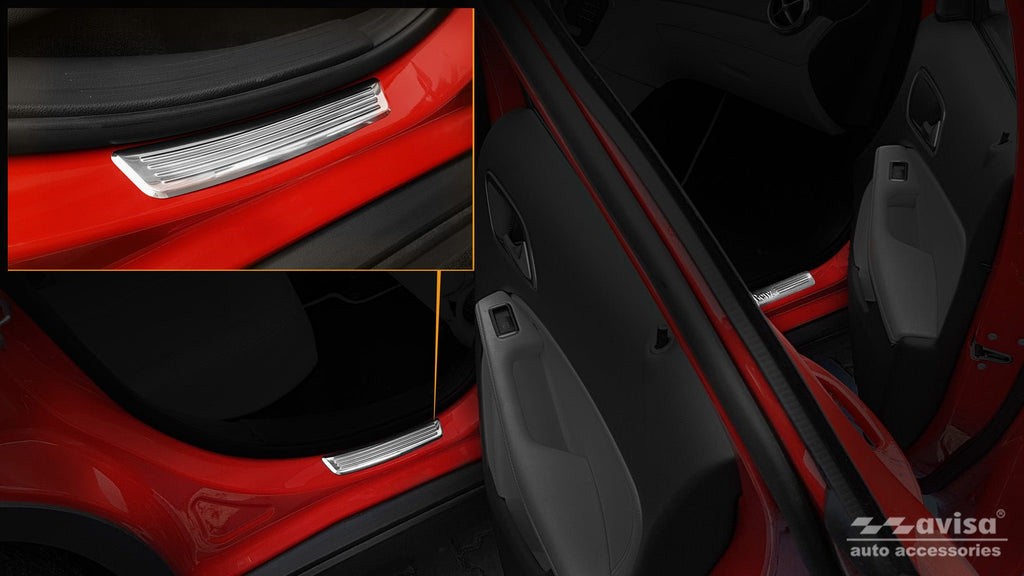 Tröskelskydd Mercedes Gla X156 2013–2017, facelift 2017–2019 / Mercedes Gla II H247 2019+ – Spegelpolerat silver | AVISA - Carlevel AB - Tröskelskydd