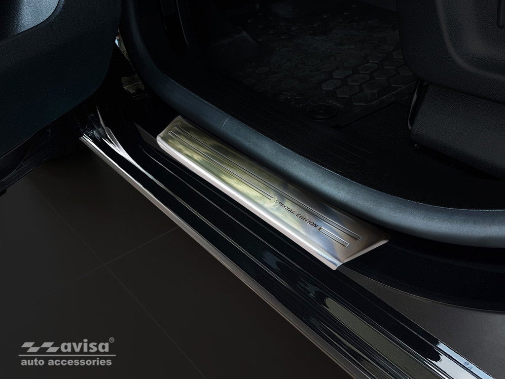 Tröskelskydd Special Edition Citroen Berlingo III 2018–2024, facelift 2024+ m.fl. – Silver satin | AVISA - Carlevel AB - Tröskelskydd