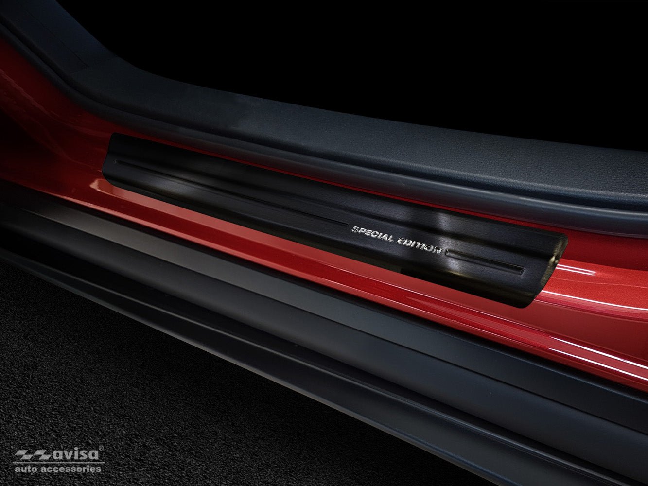 Tröskelskydd Special Edition Mazda CX-30 2019+ – Svart Borstad | AVISA - Carlevel AB - Tröskelskydd