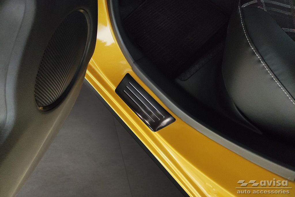 Tröskelskydd Special Edition Mitsubishi Space Star facelift 2020+ – Svart | AVISA - Carlevel AB - Tröskelskydd