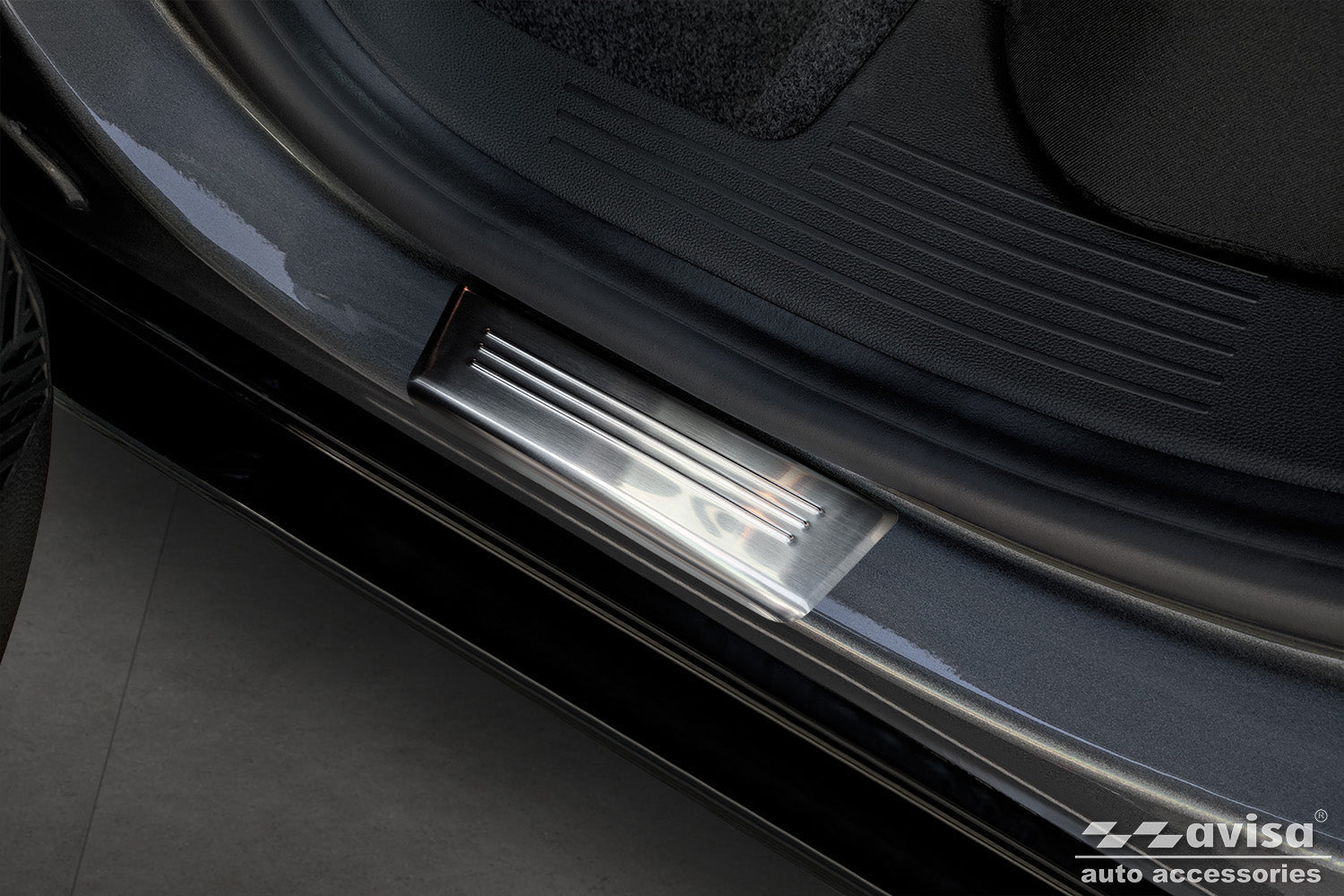 Tröskelskydd Special Edition Renault Megane E-Tech Electric 2022+ – Silver | AVISA - Carlevel AB - Tröskelskydd