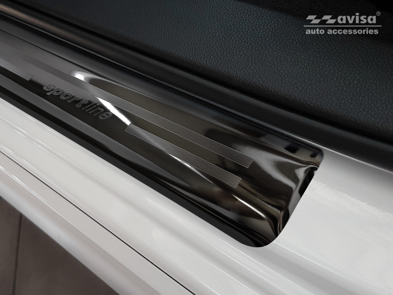 Tröskelskydd Sportline Subaru Impreza V (GT) 5-dörrars facelift 2017+ – Spegelblank svart | AVISA - Carlevel AB - Tröskelskydd